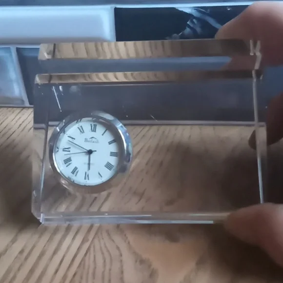 Badash CLEAR CUT CRYSTAL BUSINESS CARD HOLDER DESK ANALOG QUARTZ CLOCK - Picture 10 of 11